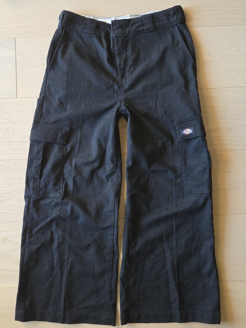 Dickies black wide leg cargo pants, crop style